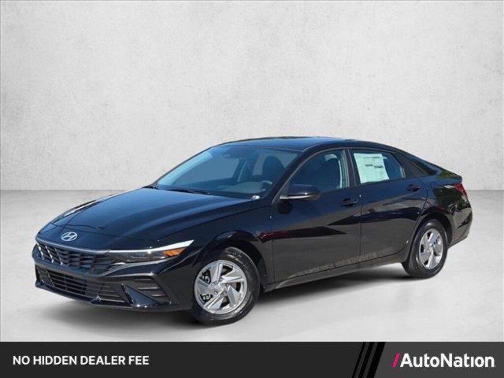 New 2026 Hyundai Elantra SE Sedan
