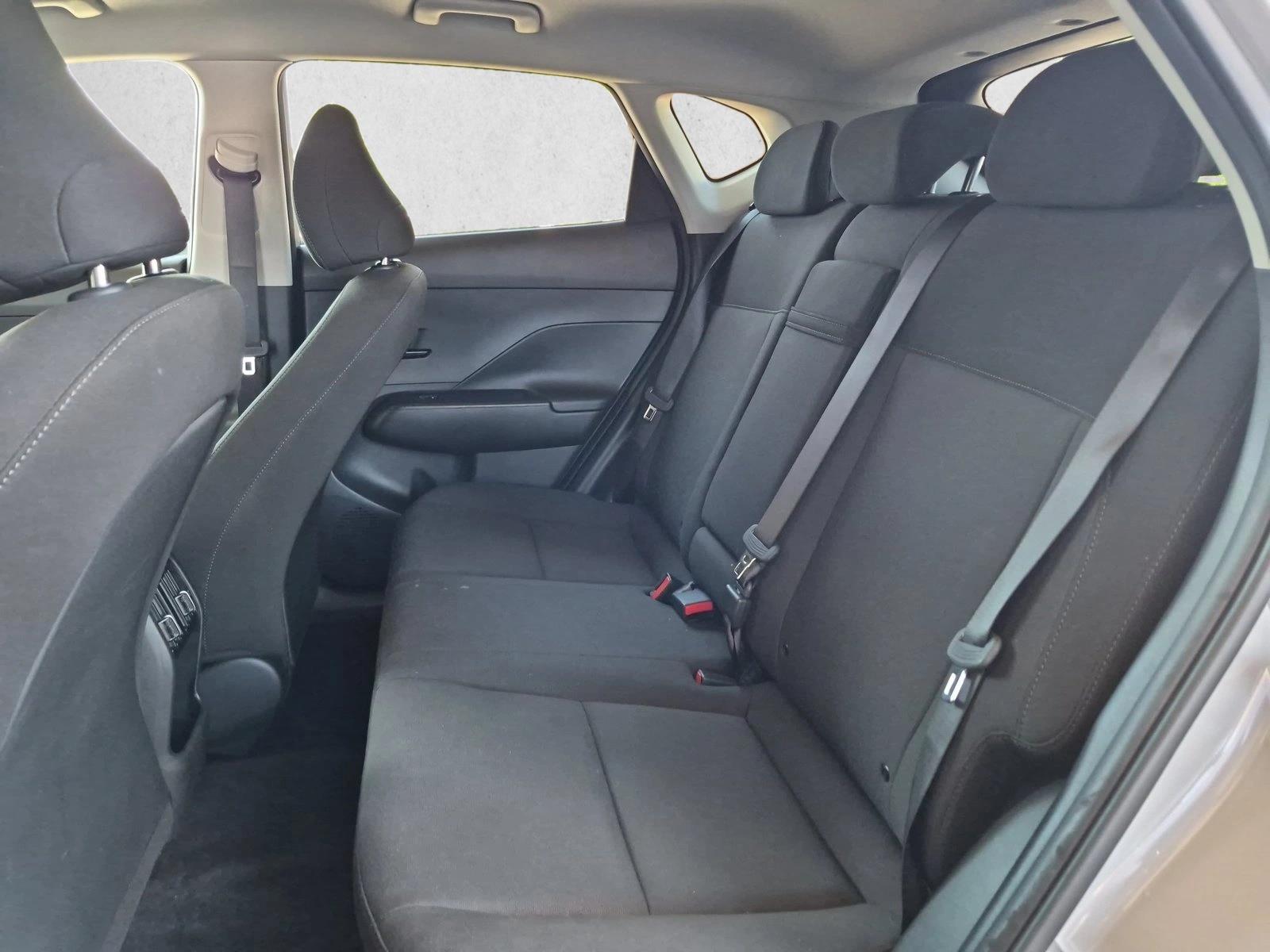 2025 Hyundai Kona SEL - Photo 18