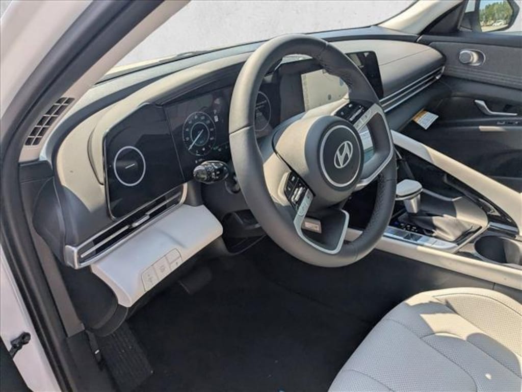 New 2025 Hyundai Elantra Hybrid Limited Sedan