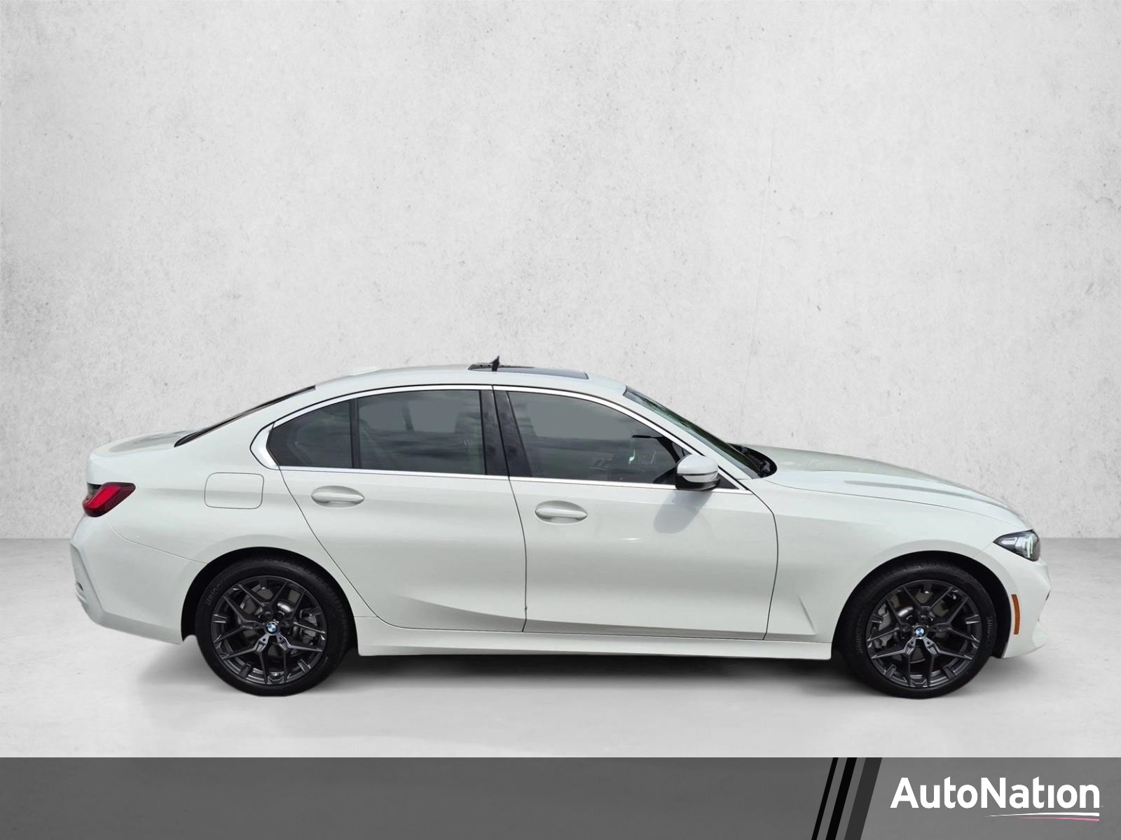 2025 BMW 3 Series 330i