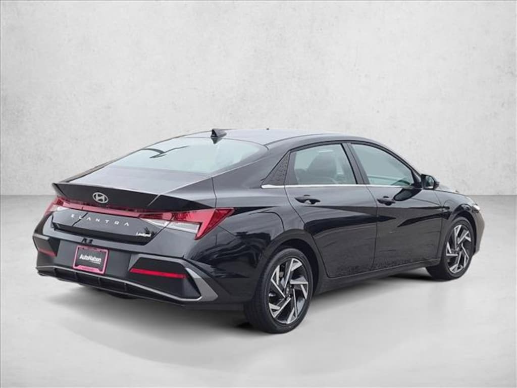 New 2026 Hyundai Elantra Limited Sedan