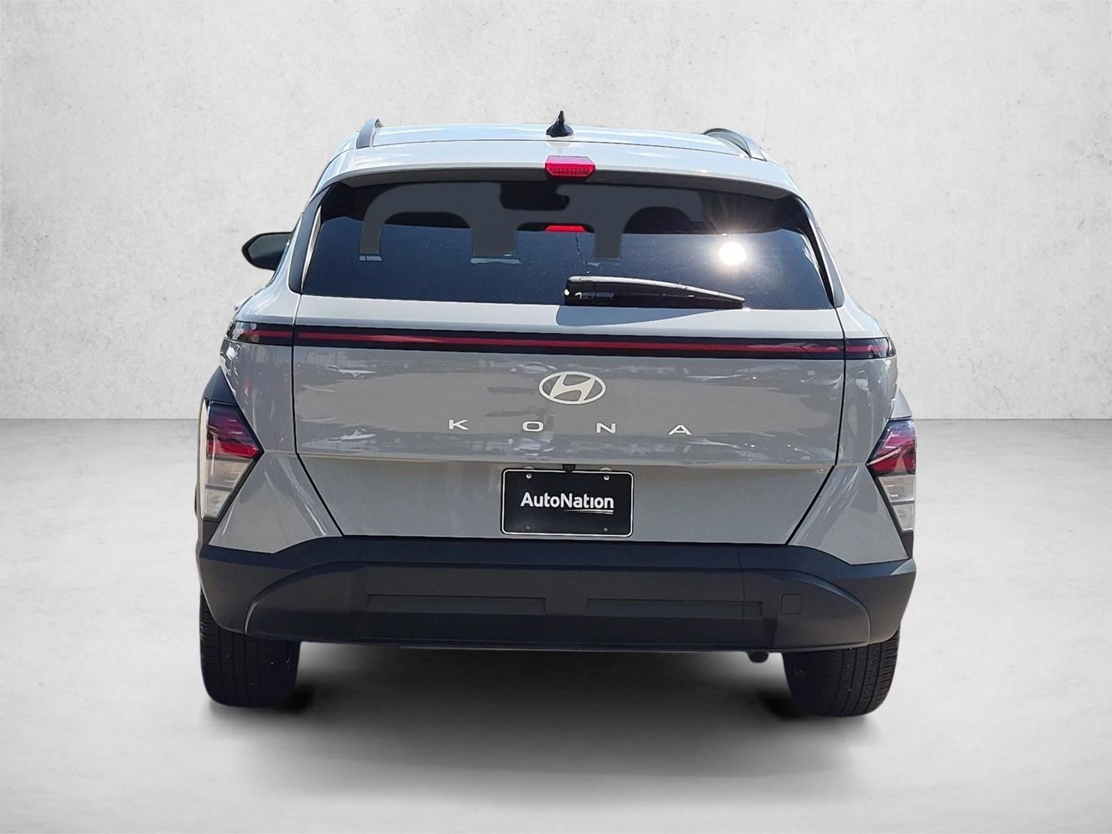 2025 Hyundai Kona SEL - Photo 7