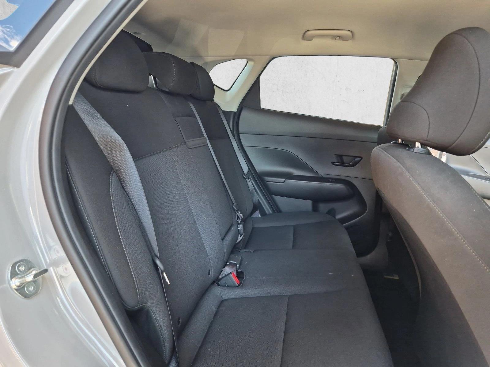 2025 Hyundai Kona SEL - Photo 19