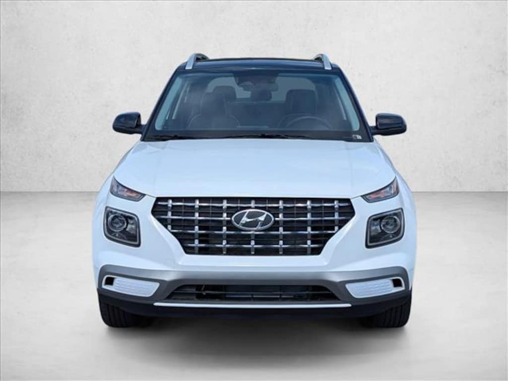 New 2026 Hyundai Venue SEL w/Two-Tone Roof Sport Utility