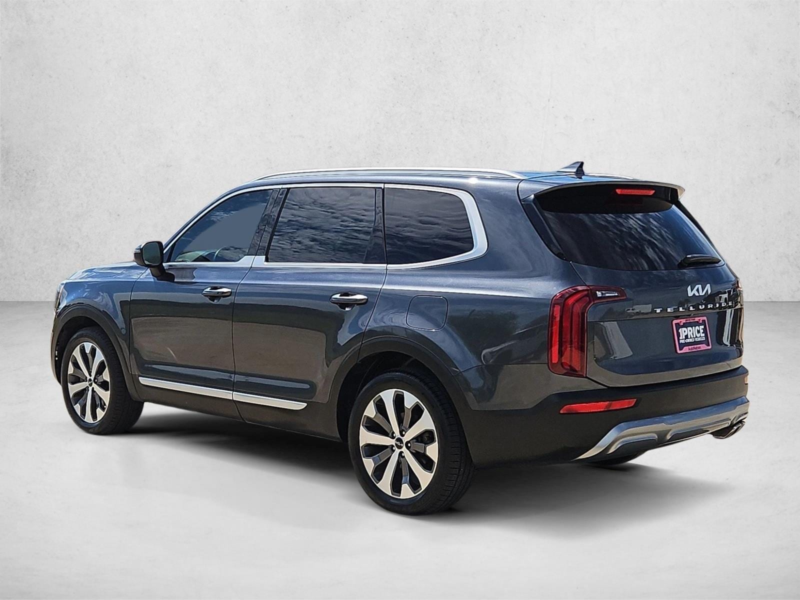 2022 Kia Telluride S - Photo 8