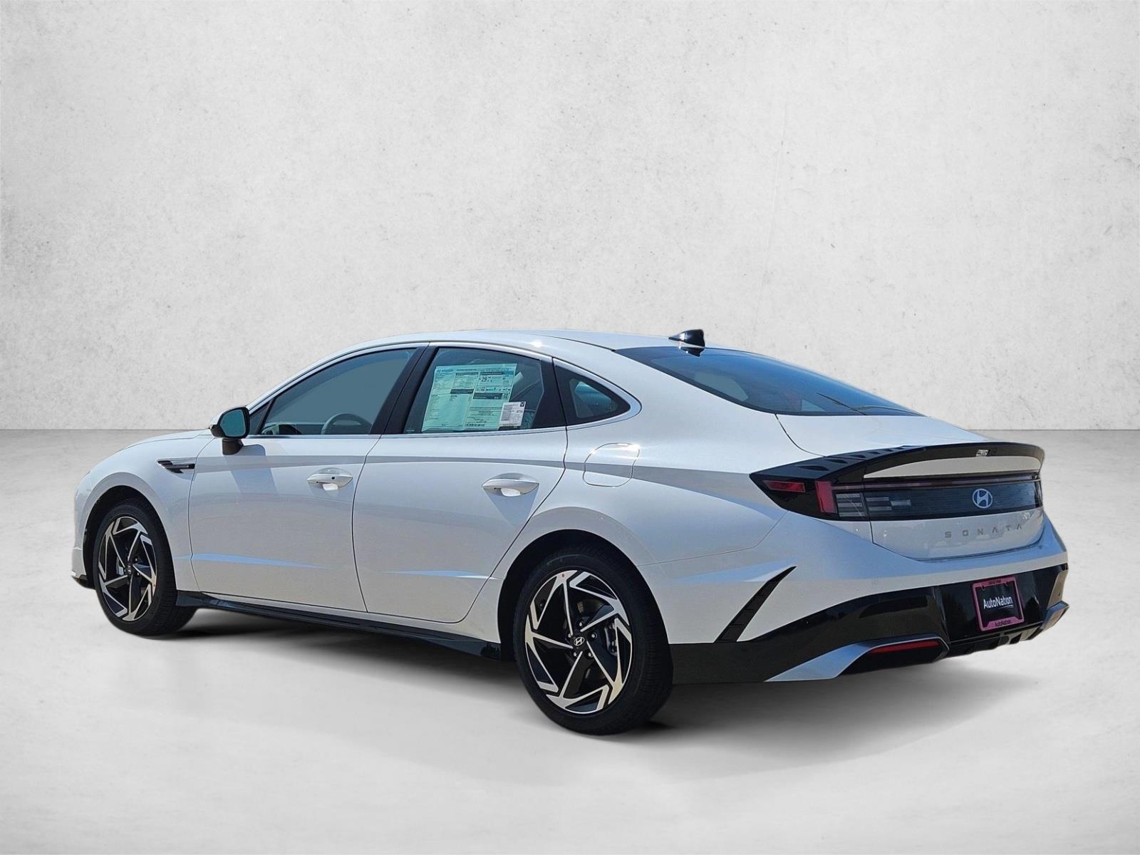 2026 Hyundai Sonata SEL - Photo 9