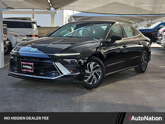 2027 Hyundai Sonata Hybrid Blue