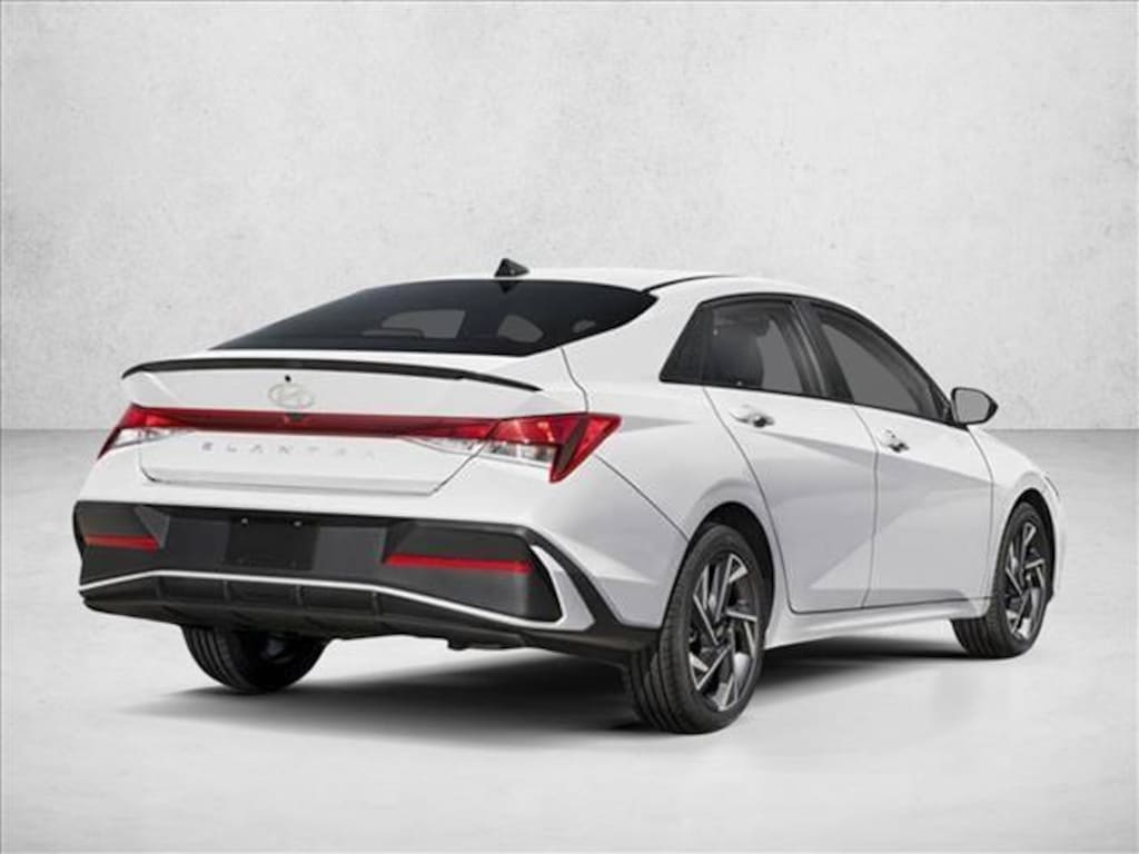 New 2026 Hyundai Elantra SEL Sport 4dr Car
