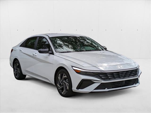 2025 Hyundai Elantra Blue - Photo 9