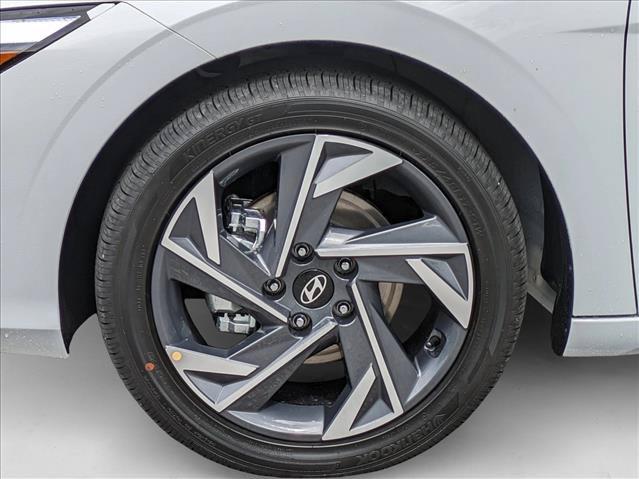 2025 Hyundai Elantra Blue - Photo 10