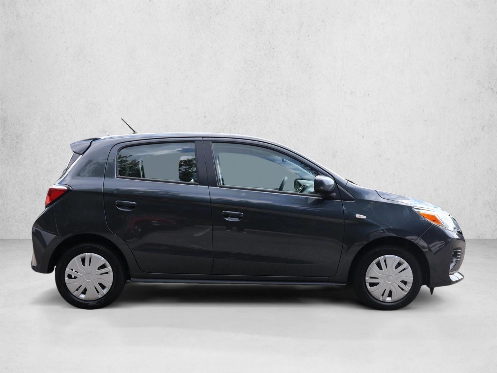 2024 Mitsubishi Mirage ES - Photo 4