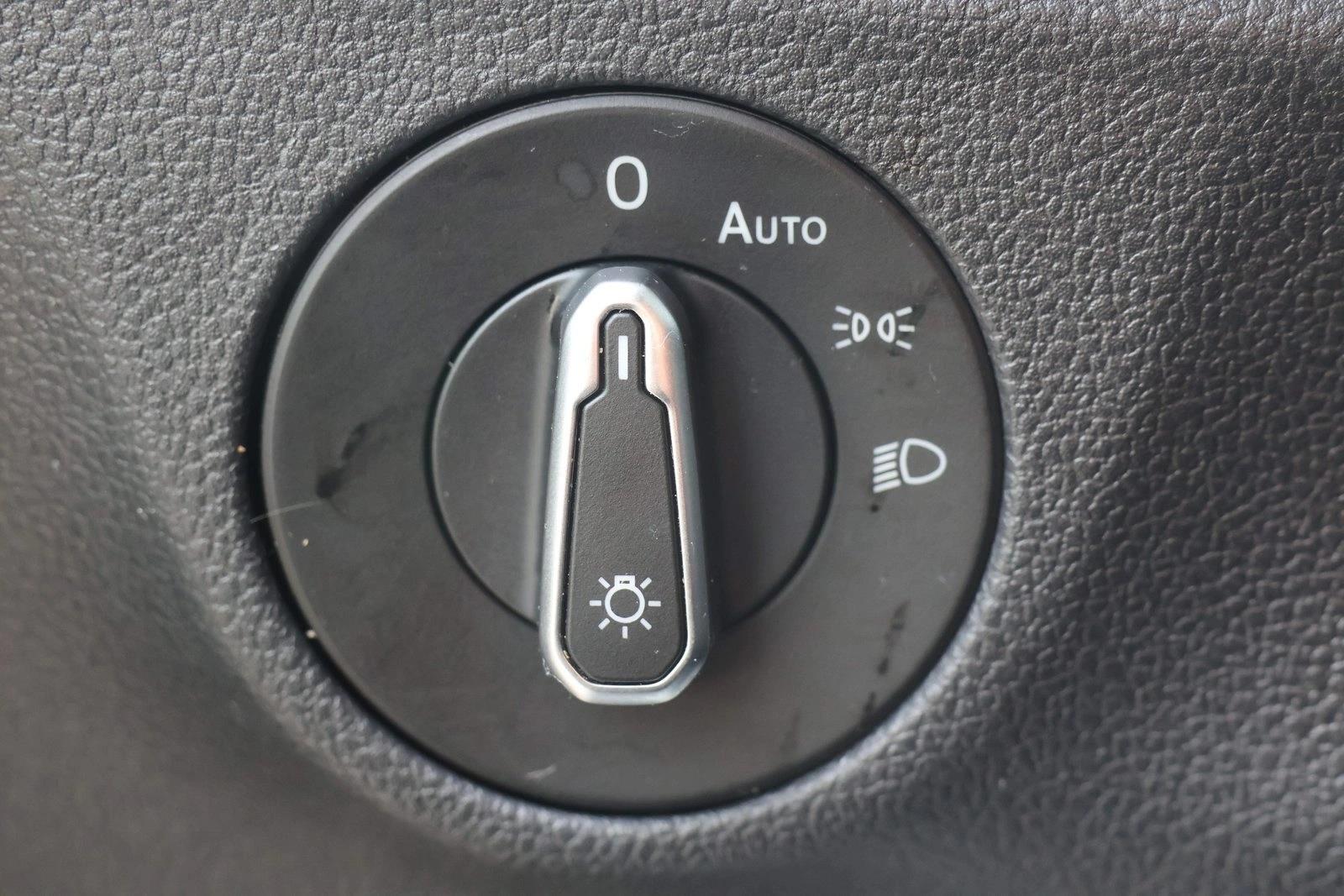 2025 Volkswagen Jetta S - Photo 13