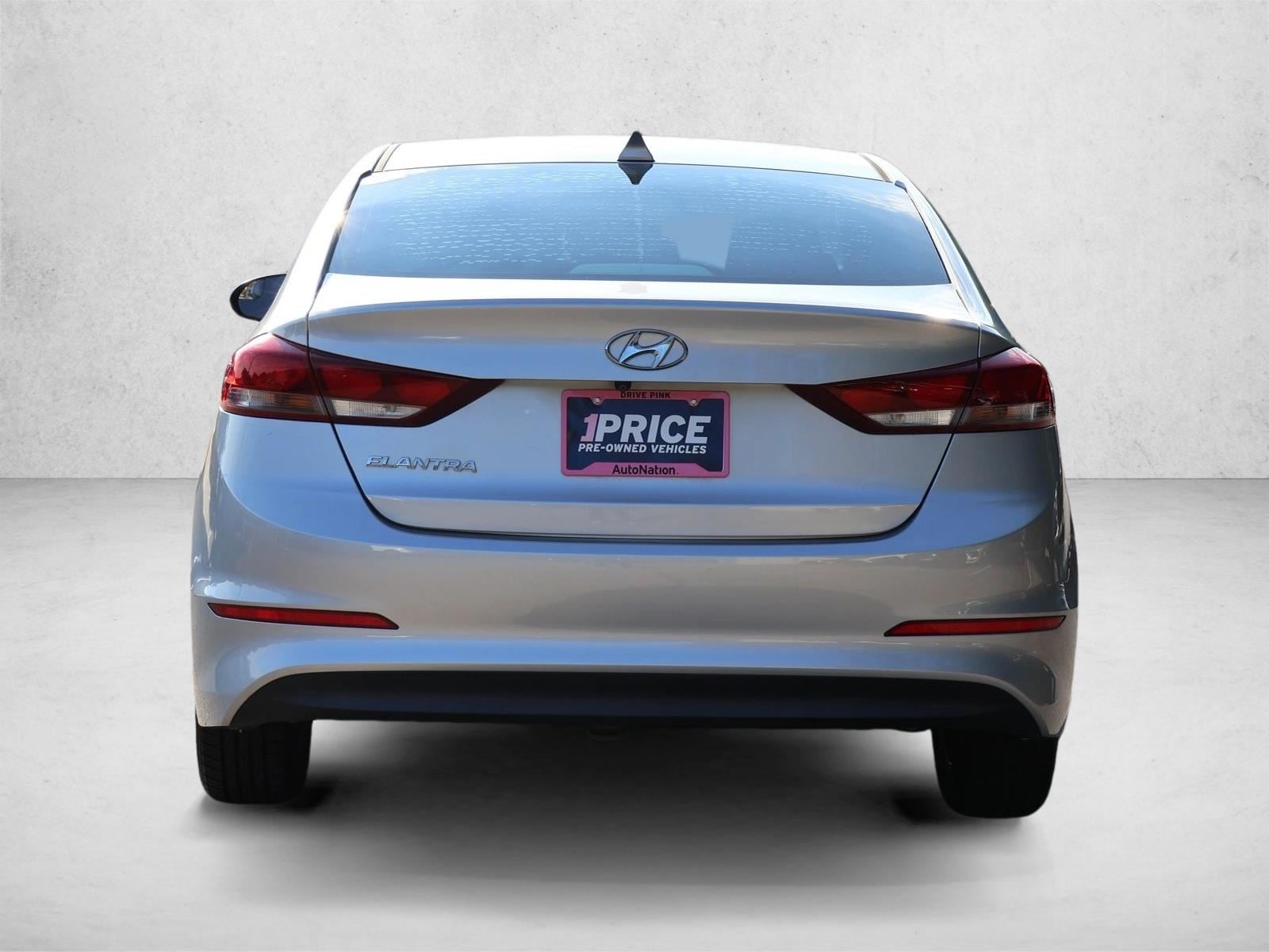 2017 Hyundai Elantra SE - Photo 6