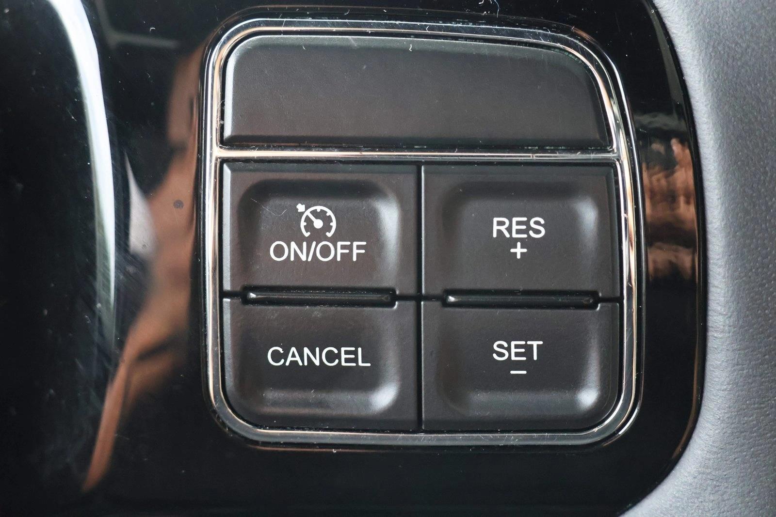 2015 Jeep Wrangler Unlimited Altitude - Photo 15
