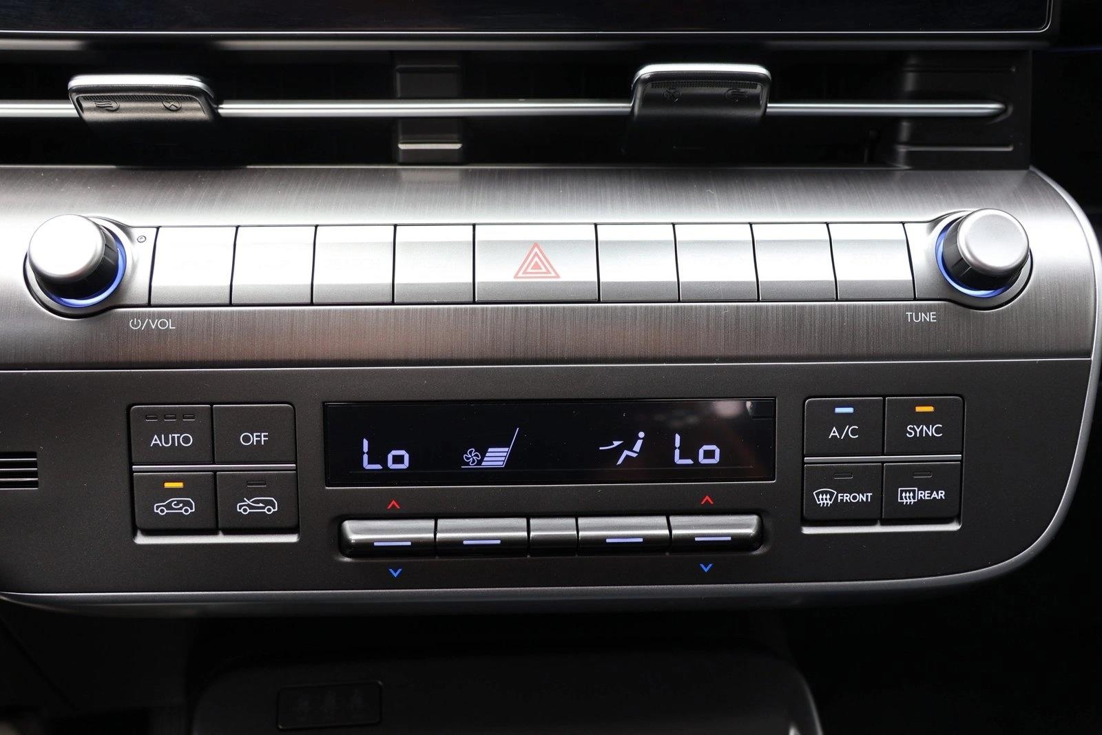2026 Hyundai Kona Limited - Photo 18