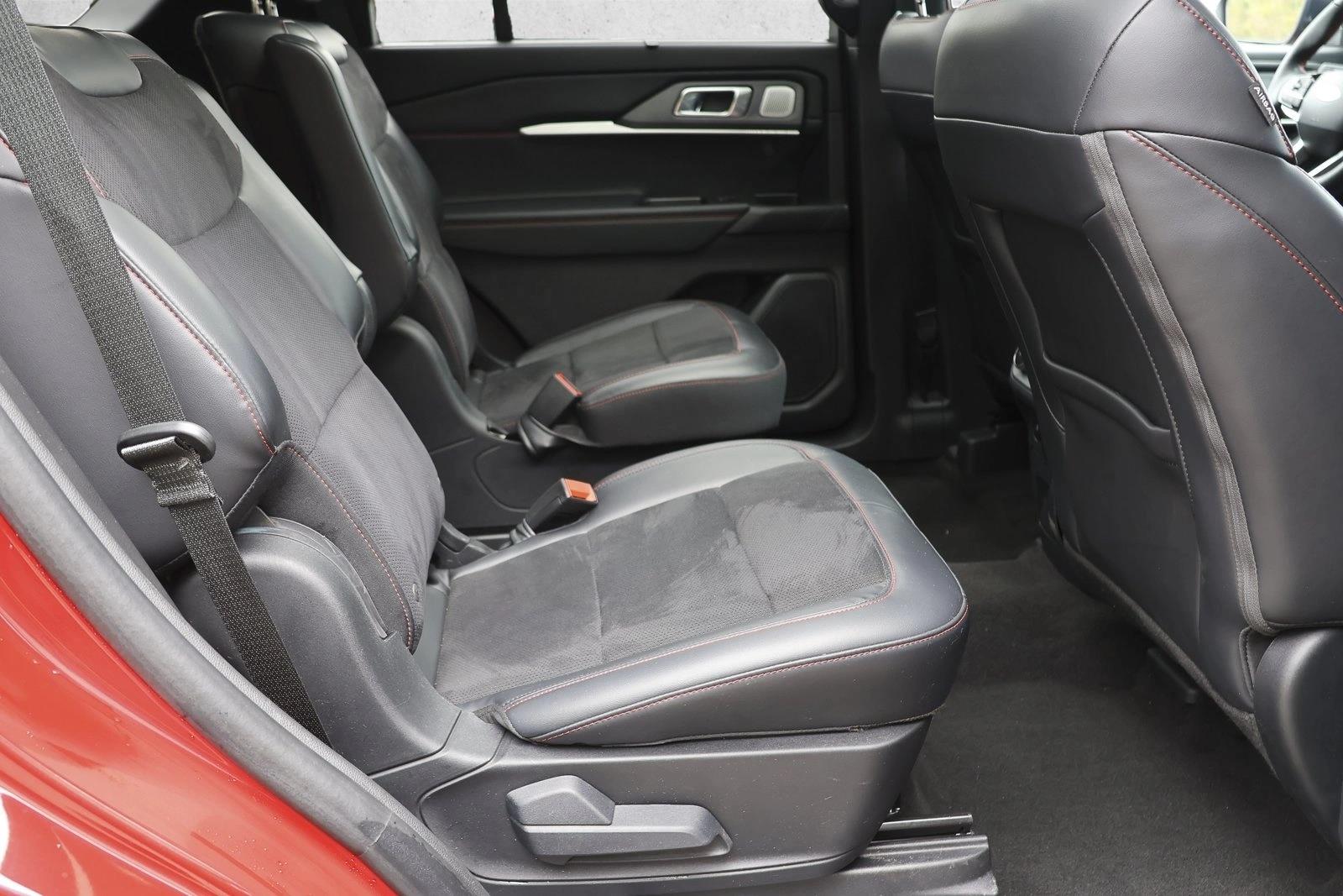 2025 Ford Explorer ST - Photo 26