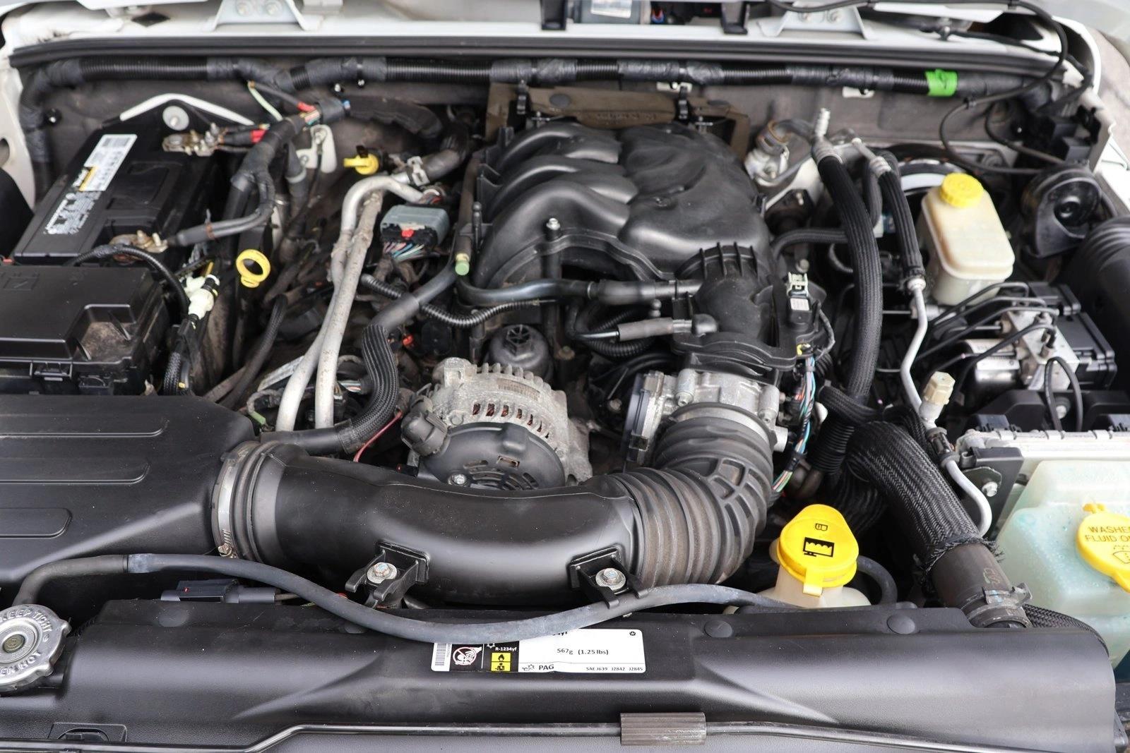 2015 Jeep Wrangler Unlimited Altitude - Photo 26