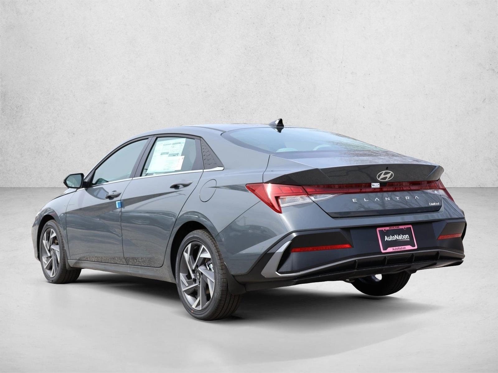 2026 Hyundai Elantra Limited - Photo 7