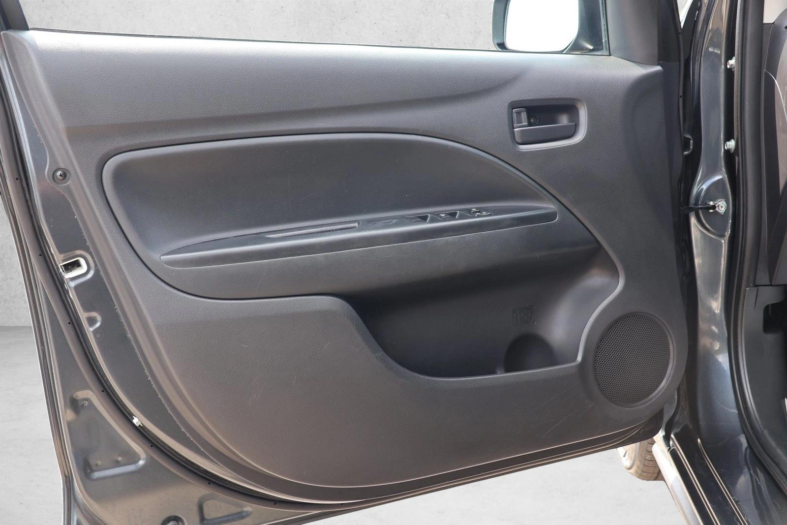2024 Mitsubishi Mirage ES - Photo 12