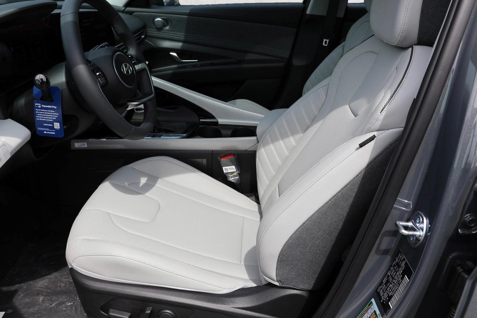 2026 Hyundai Elantra Limited - Photo 11