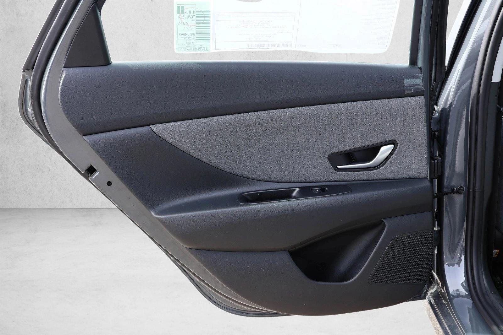 2026 Hyundai Elantra Limited - Photo 23