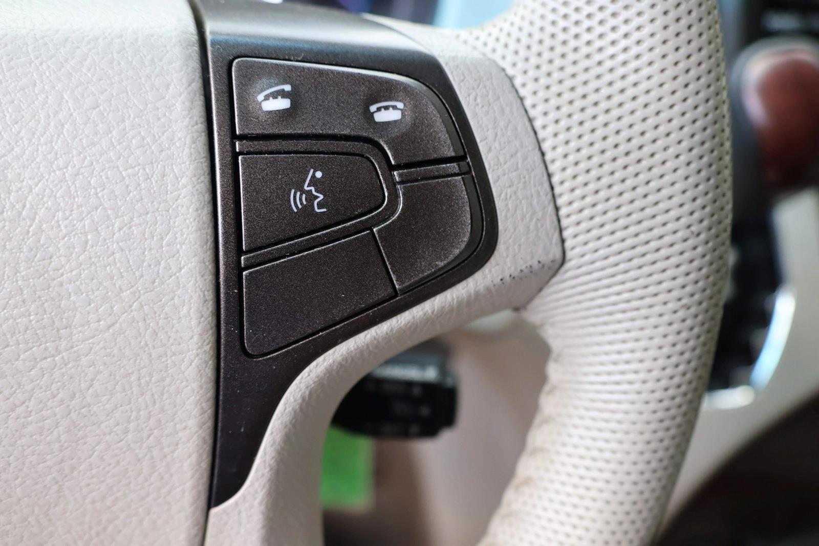 2012 Toyota Sienna XLE - Photo 16