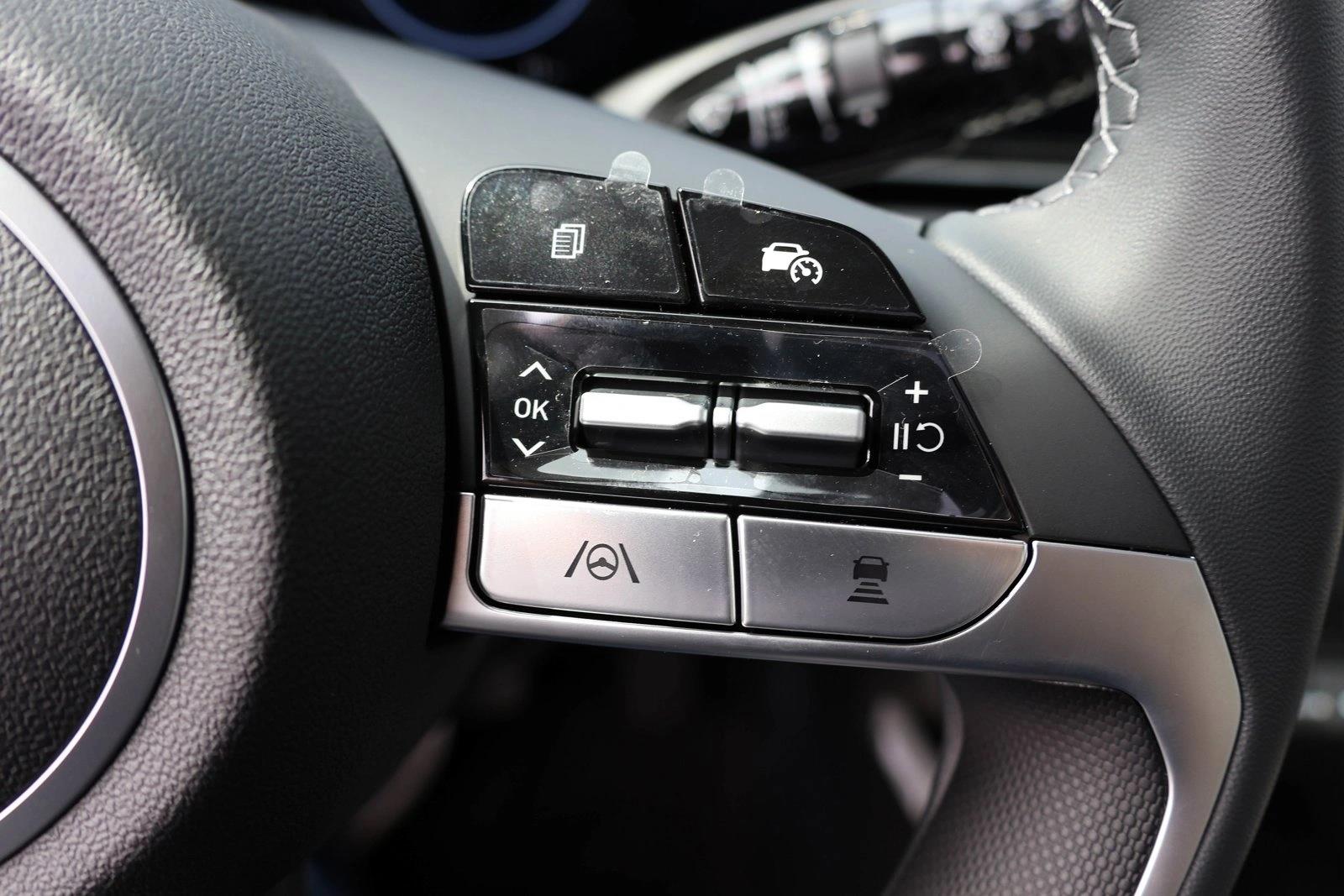 2026 Hyundai Elantra Limited - Photo 16