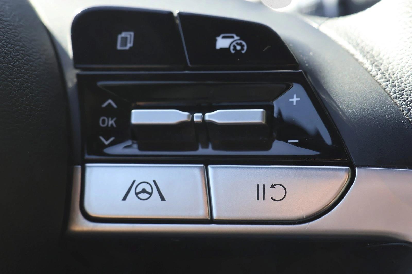 2022 Hyundai Santa Cruz SEL - Photo 16