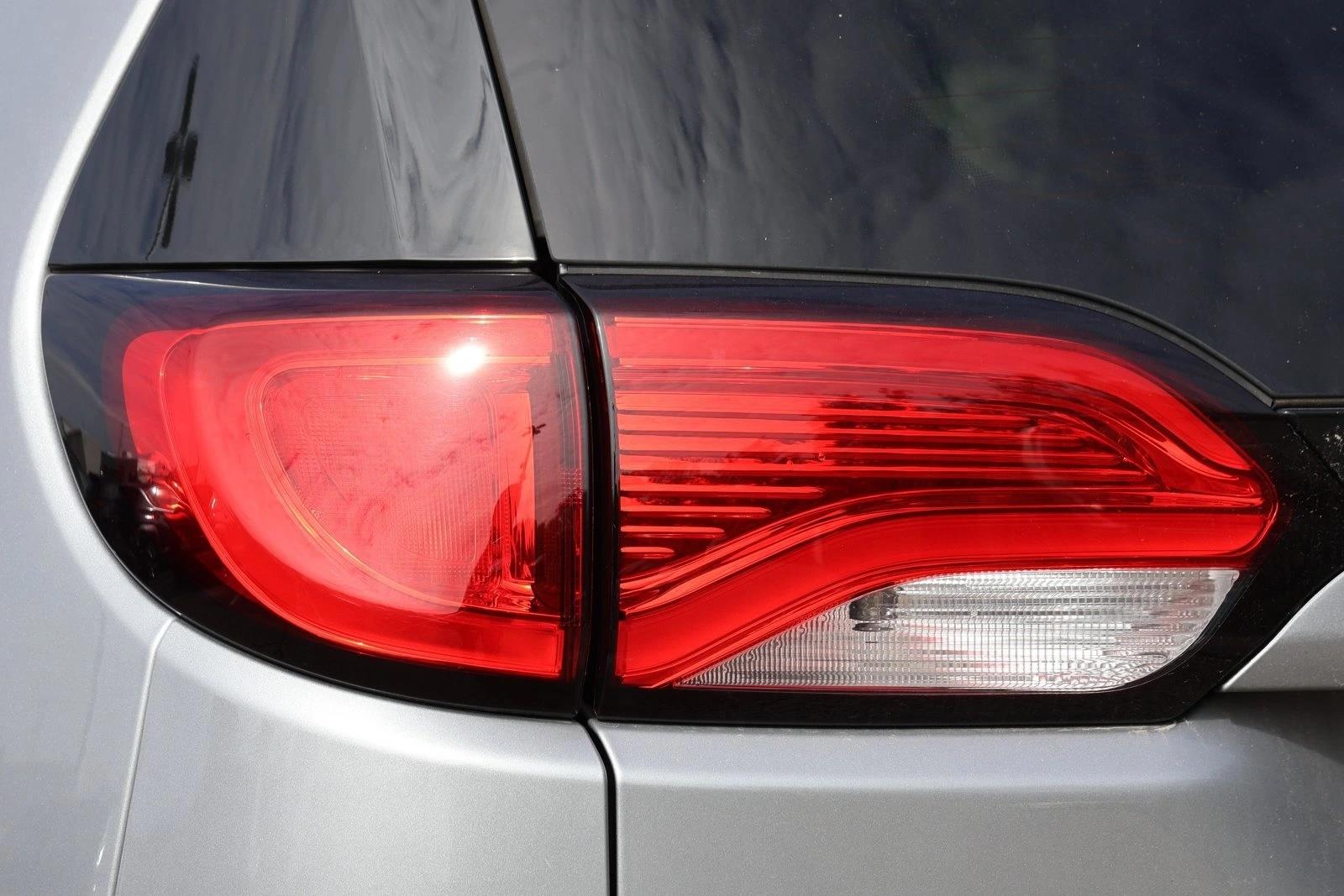 2017 Chrysler Pacifica Touring-L - Photo 11