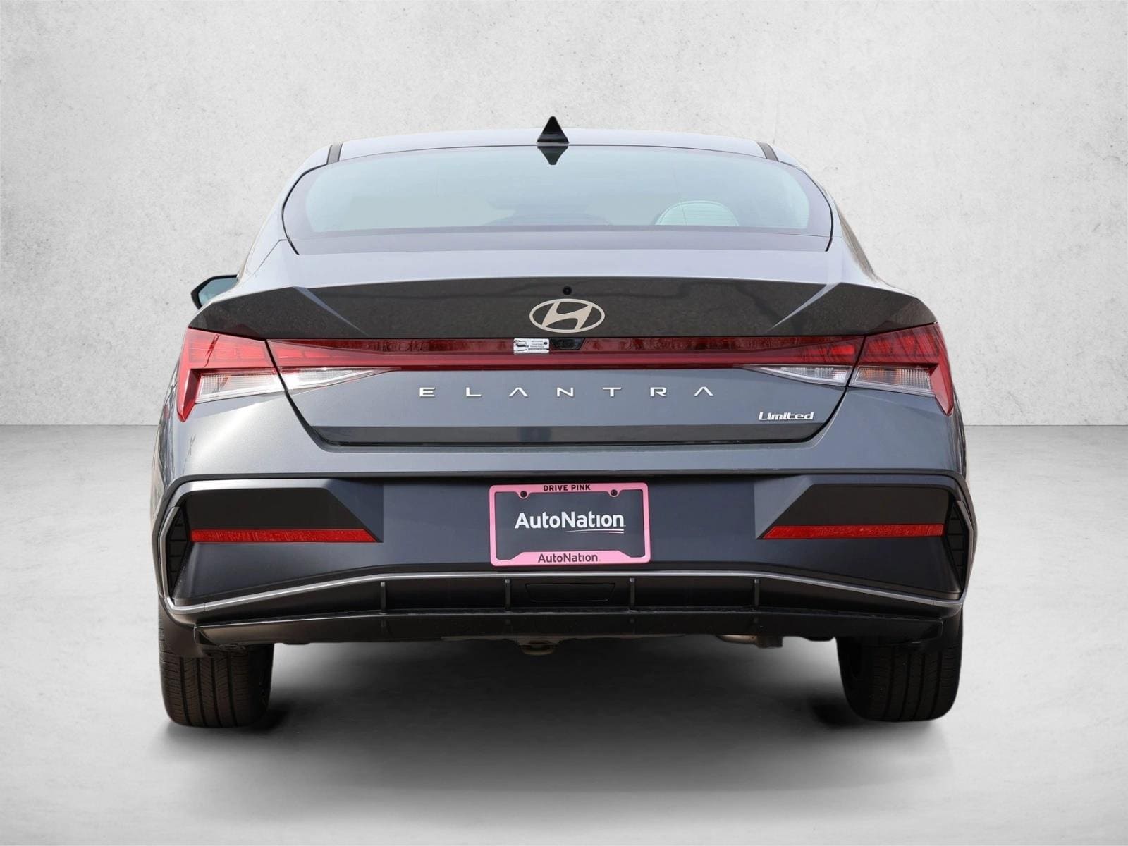 2026 Hyundai Elantra Limited - Photo 6