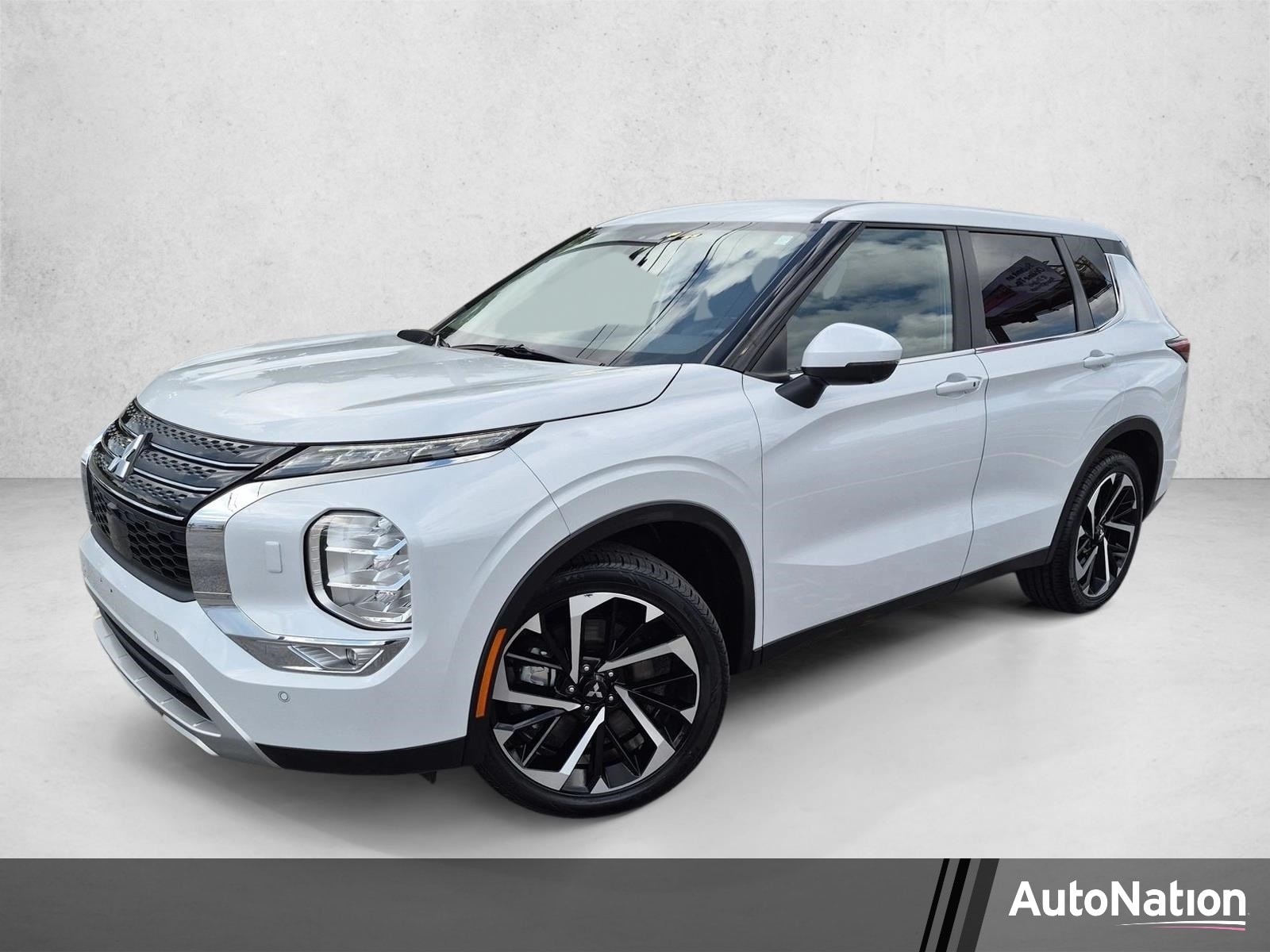 2024 Mitsubishi Outlander