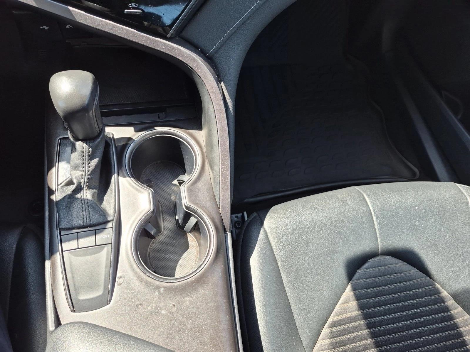 2024 Toyota Camry SE - Photo 12