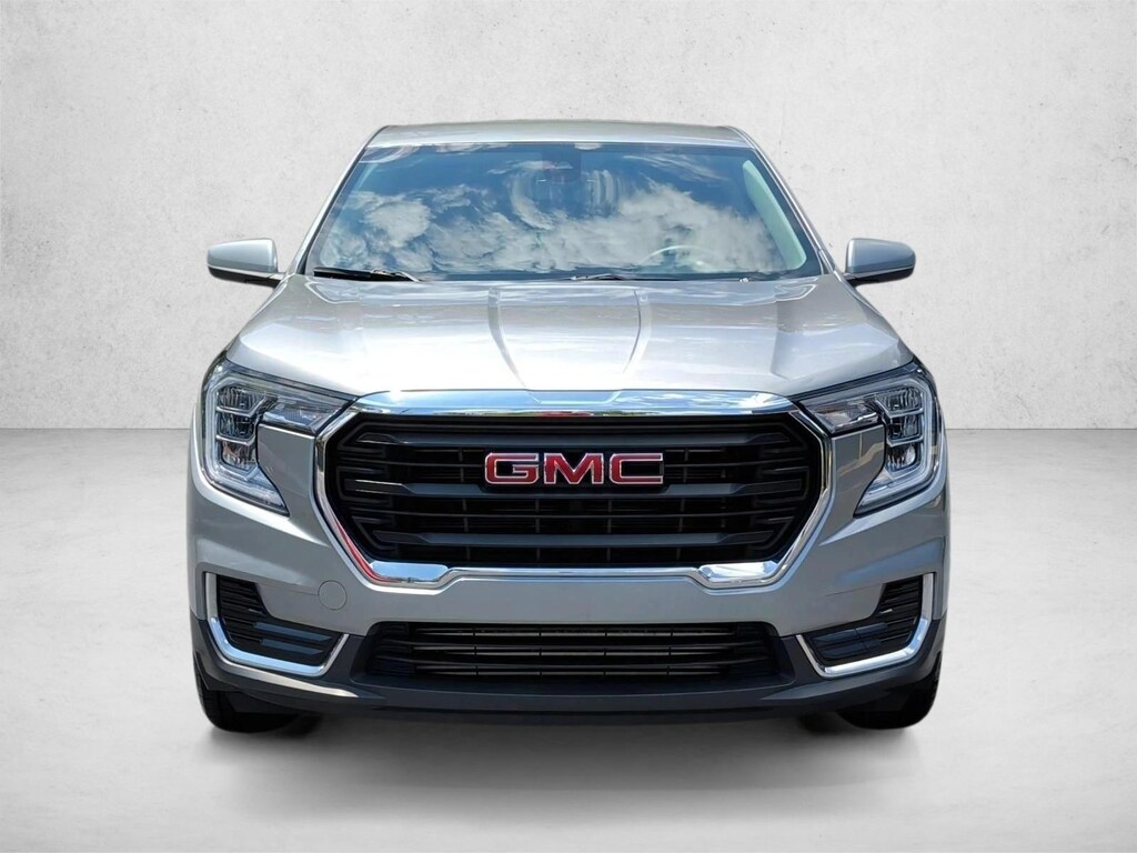 Used 2024 GMC Terrain SLE Sport Utility