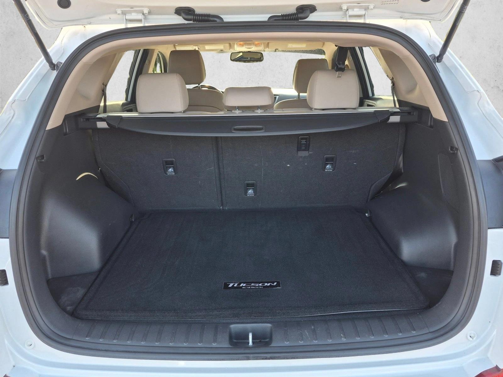 2017 Hyundai Tucson SE Plus - Photo 6