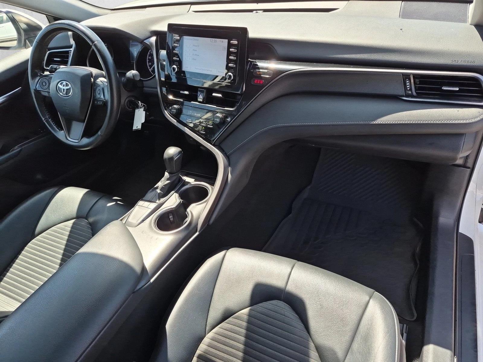 2024 Toyota Camry SE - Photo 20