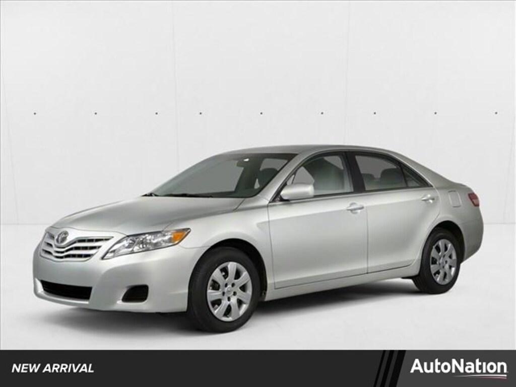 Used 2011 Toyota Camry LE 4dr Car