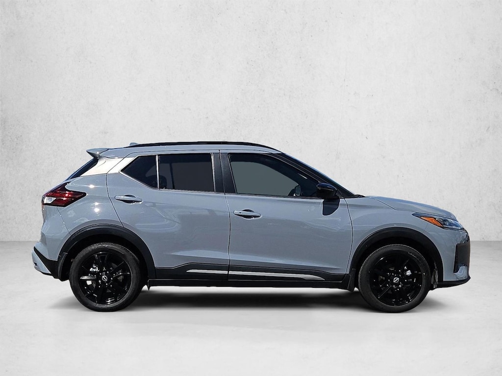 Used 2023 Nissan Kicks SR Sport Utility