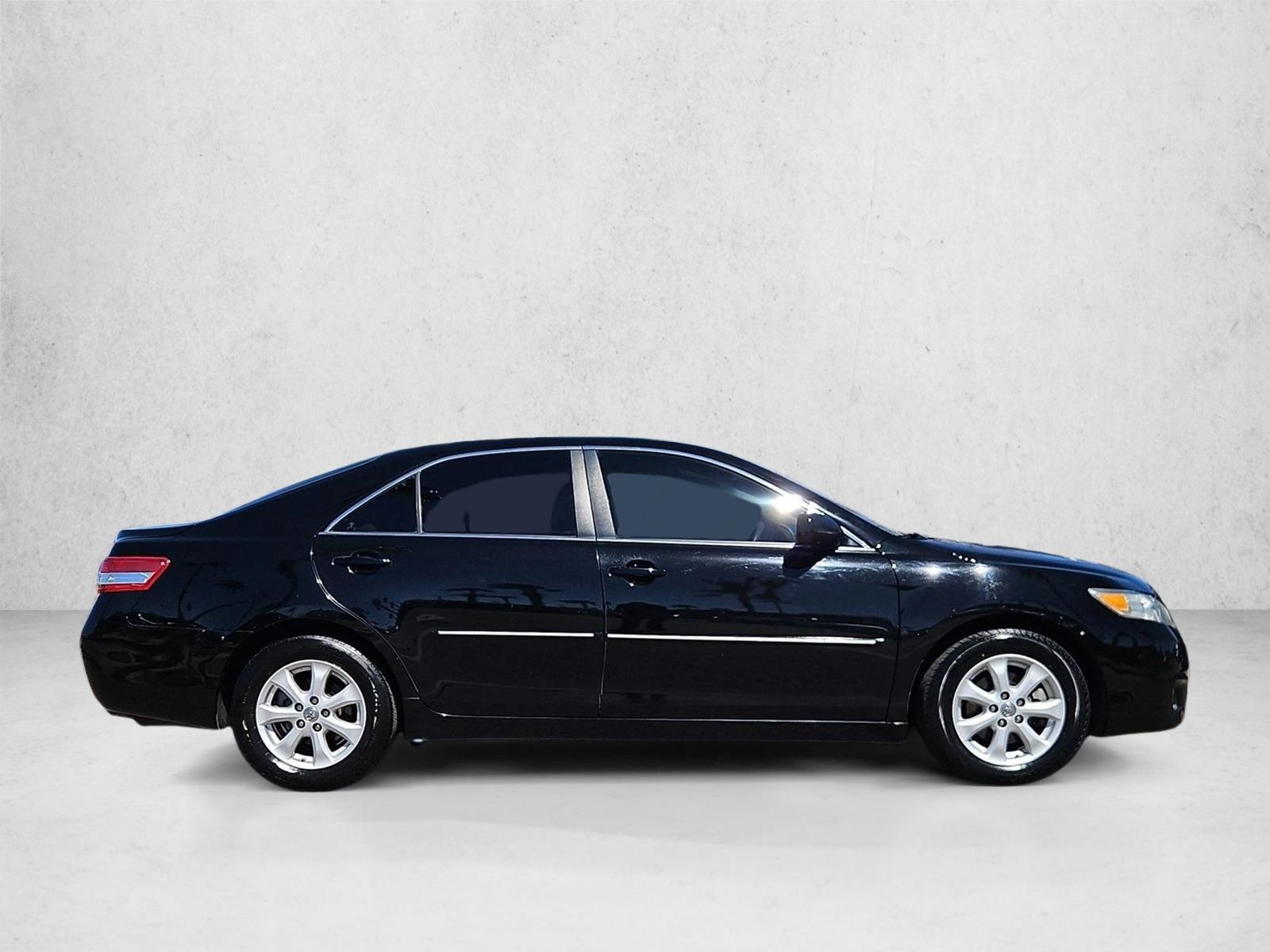 Used 2011 Toyota Camry LE 4dr Car