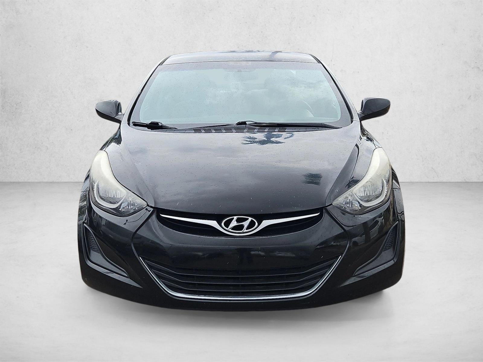 Used 2014 Hyundai Elantra SE with VIN 5NPDH4AEXEH533706 for sale in Tempe, AZ