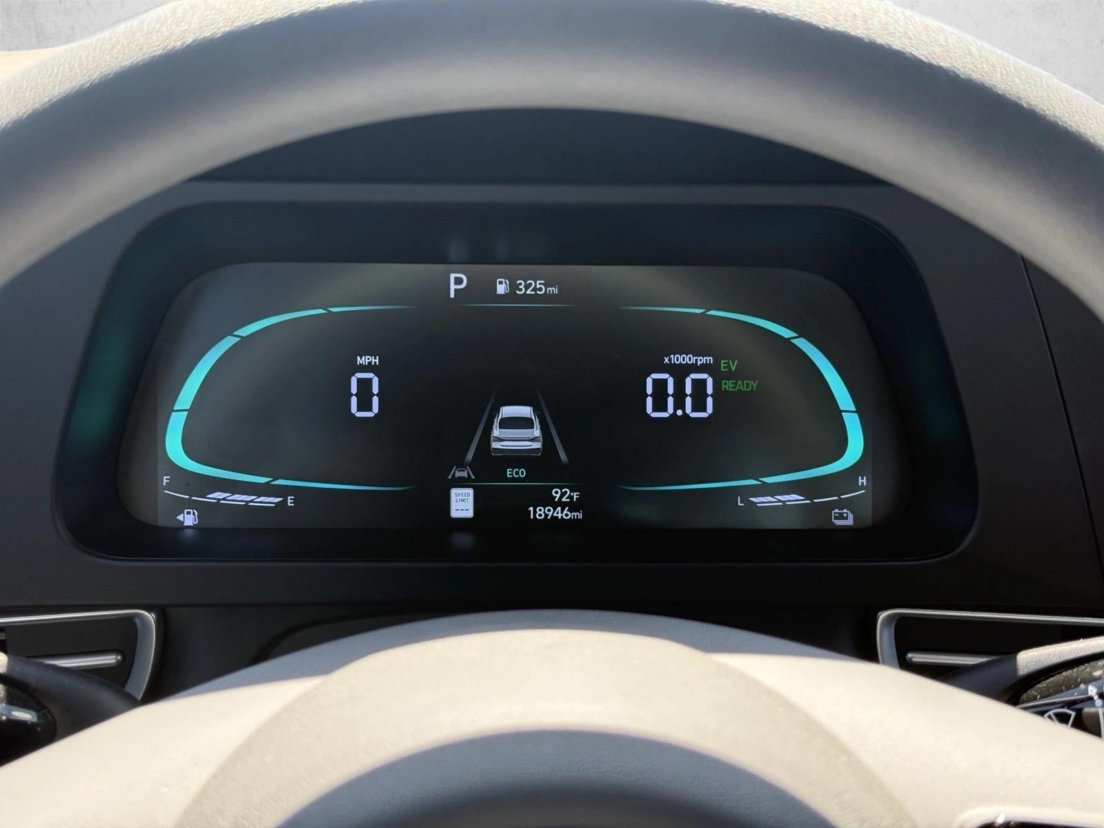 2025 Hyundai Elantra Blue - Photo 11