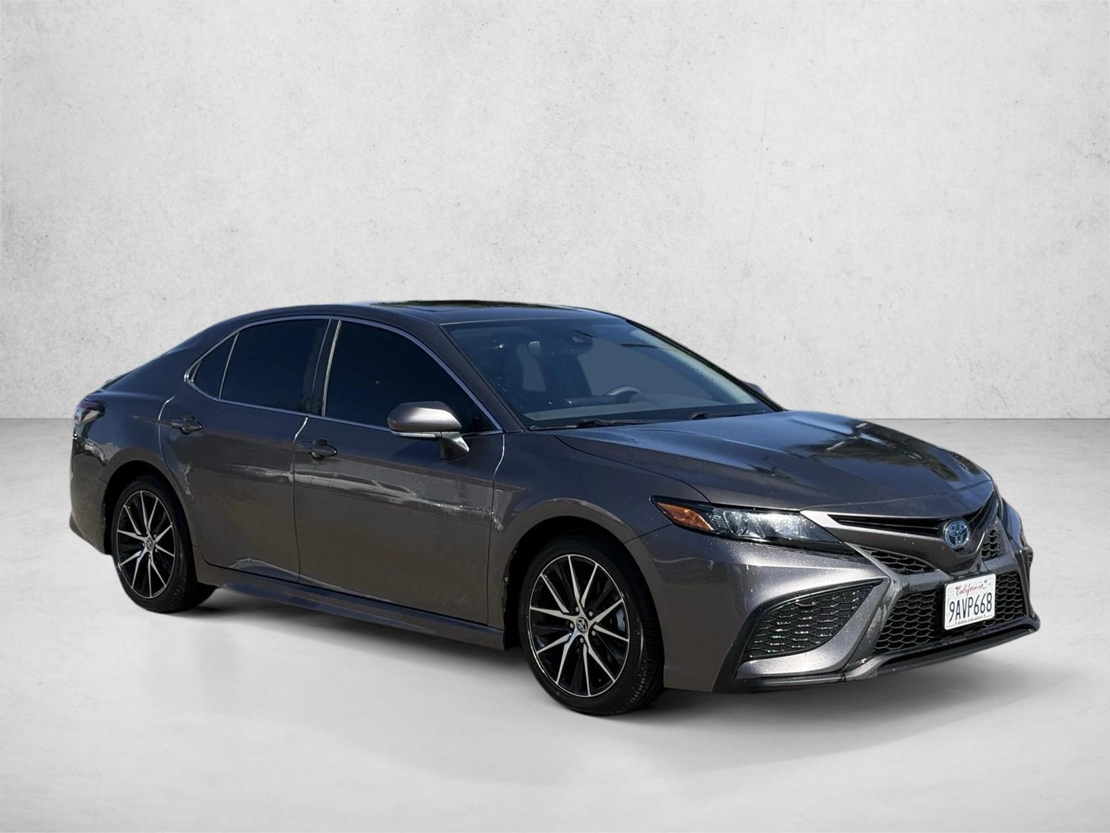 Used 2022 Toyota Camry Hybrid SE Sedan