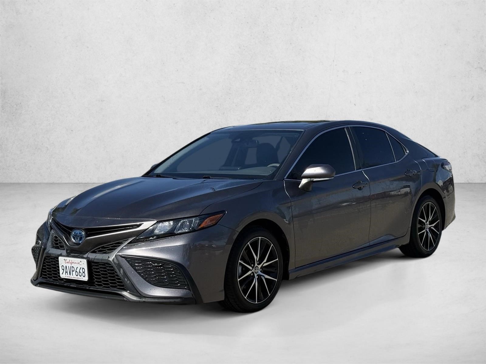 Used 2022 Toyota Camry Hybrid SE Sedan