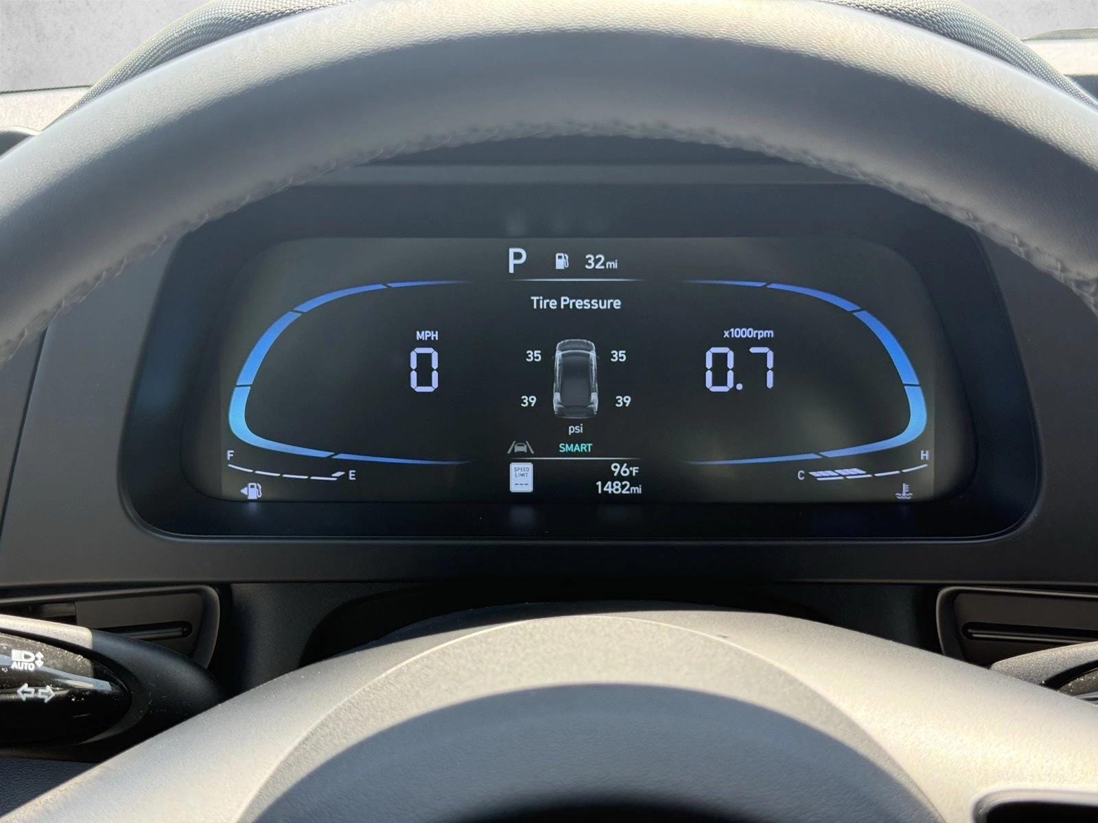 2026 Hyundai Elantra SEL Sport - Photo 11
