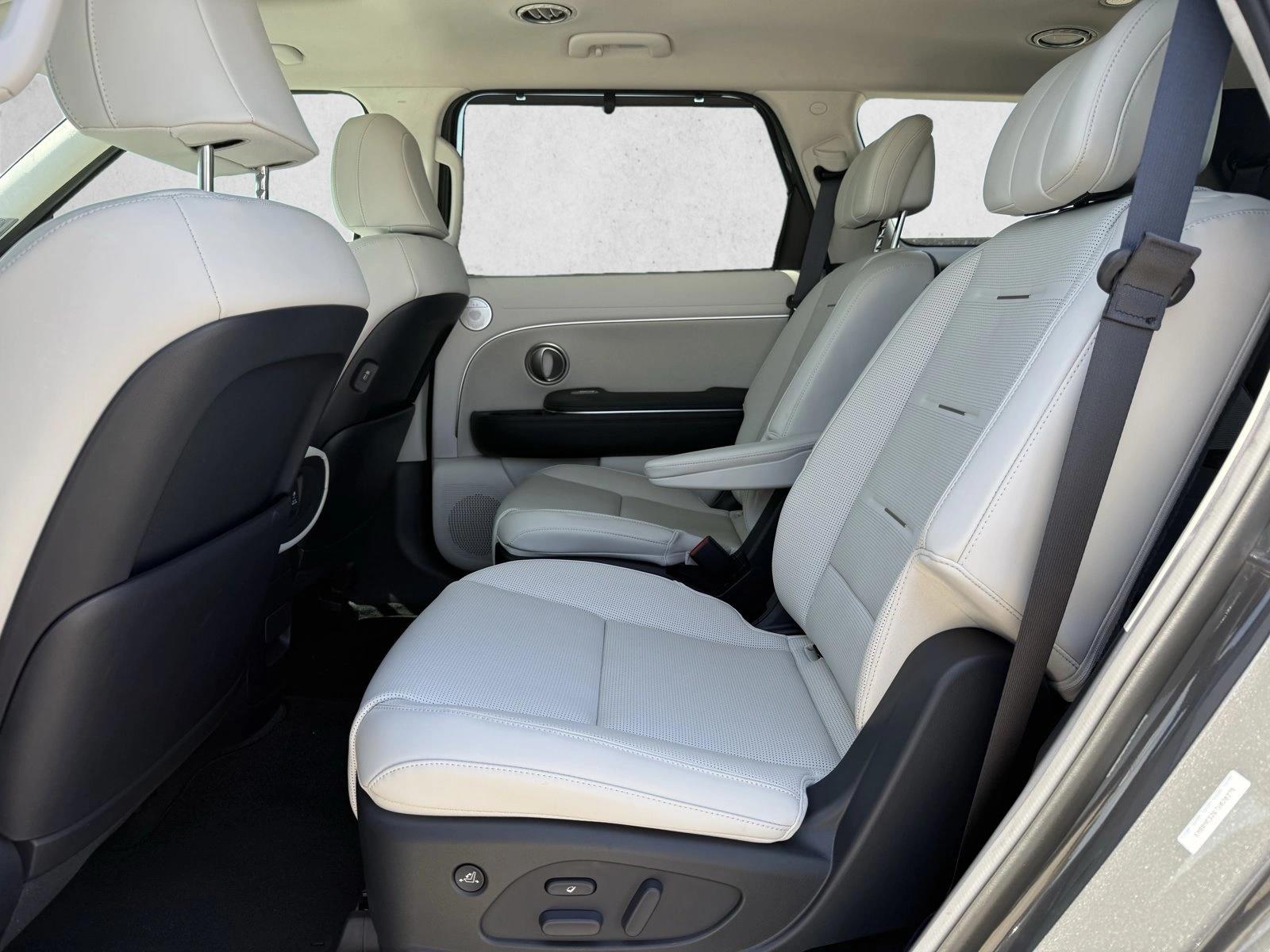 2026 Hyundai Palisade Calligraphy - Photo 12