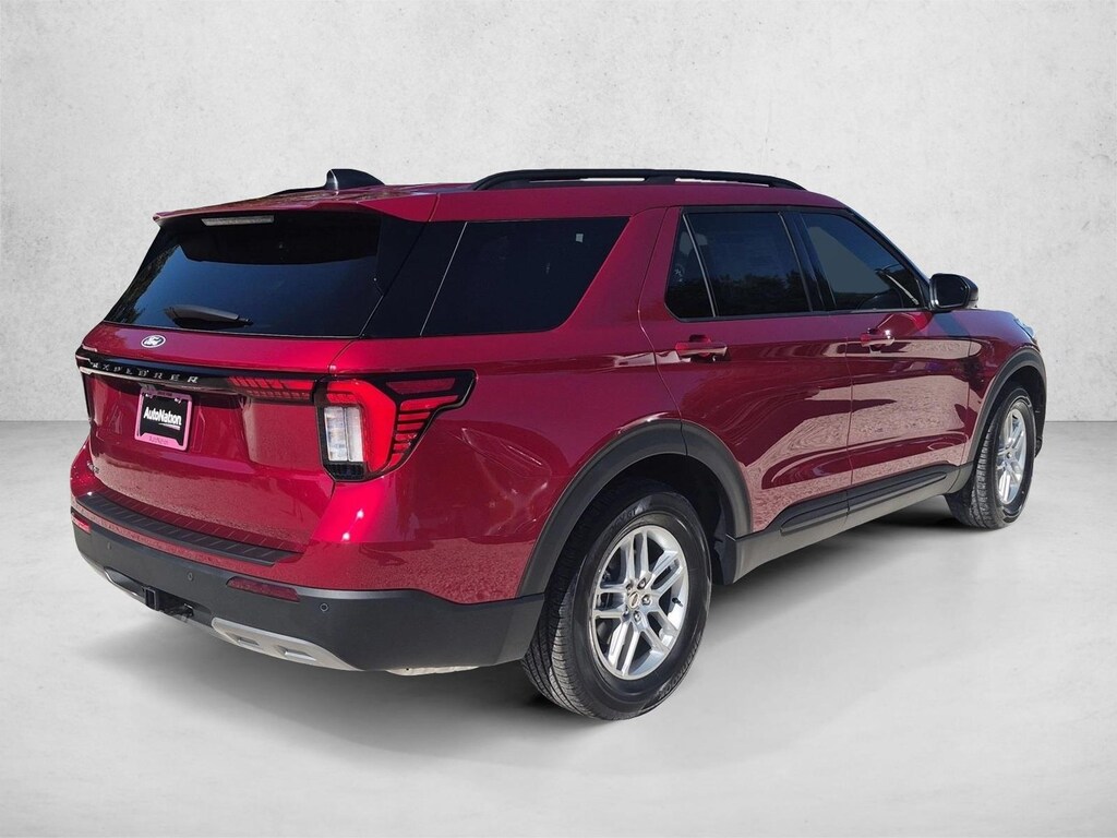 New 2027 Ford Explorer Active w/200A Pkg SUV