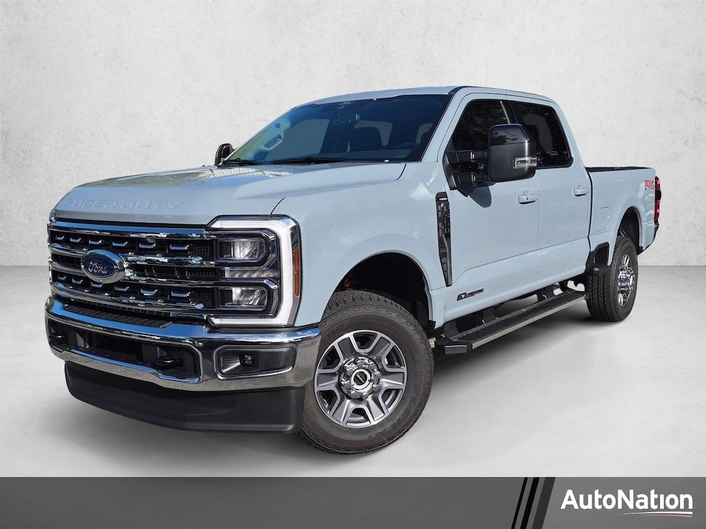 New 2026 Ford F-350 LARIAT Truck Crew Cab