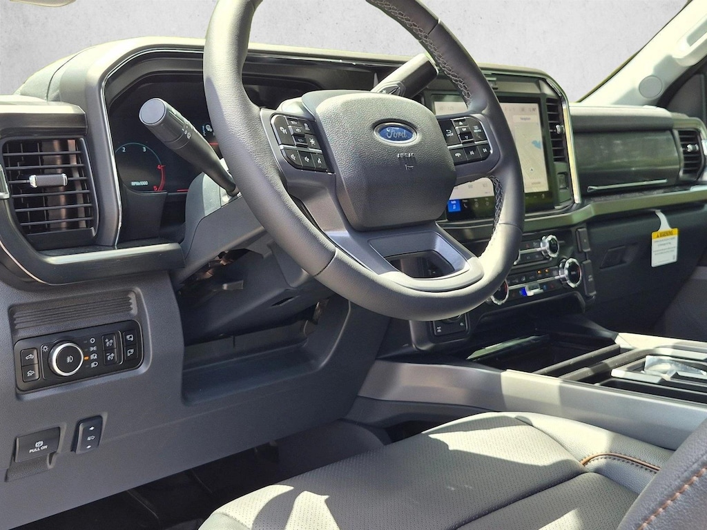 New 2026 Ford F-350 LARIAT Truck Crew Cab