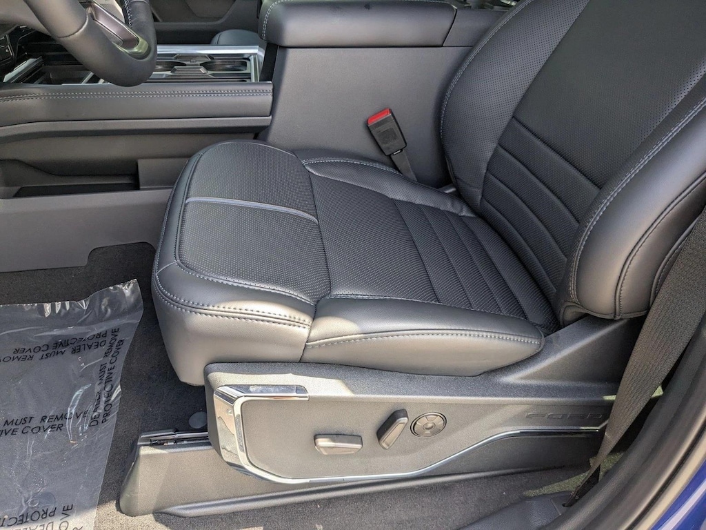 New 2026 Ford F-250 Platinum Truck Crew Cab