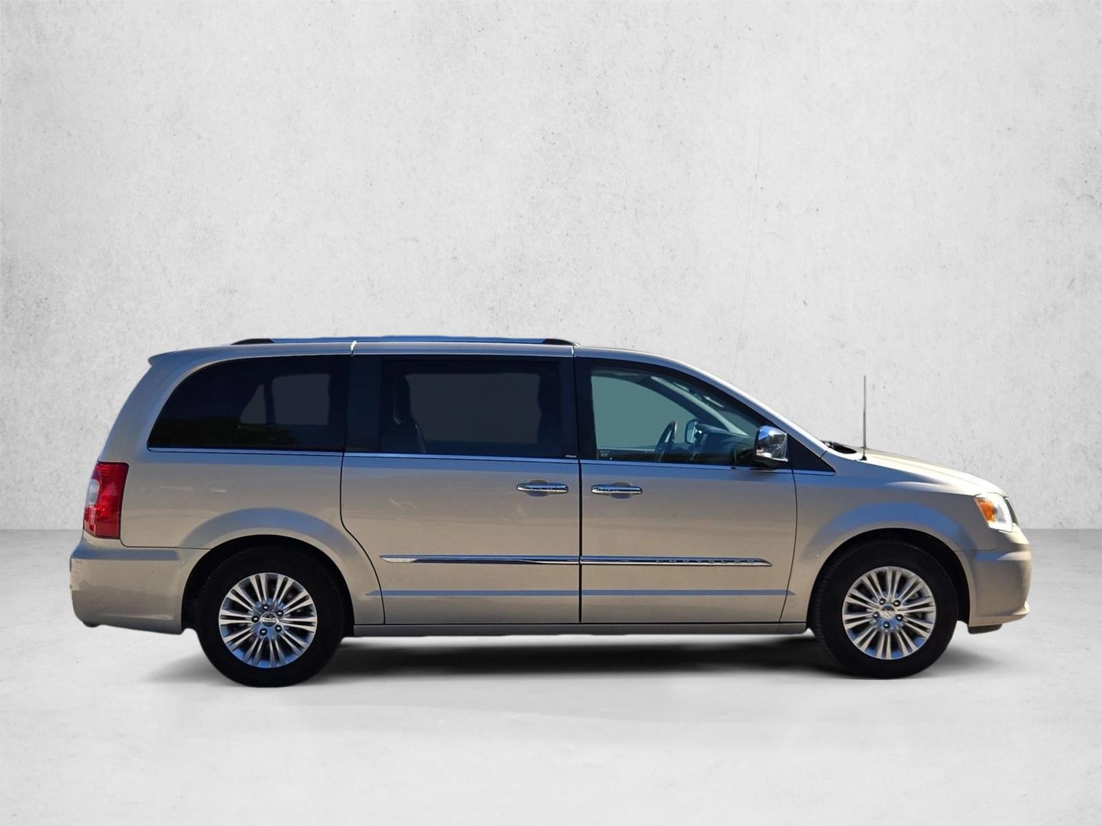 Used 2013 Chrysler Town & Country Limited Van