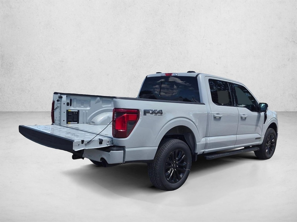 New 2026 Ford F-150 XLT Truck SuperCrew Cab